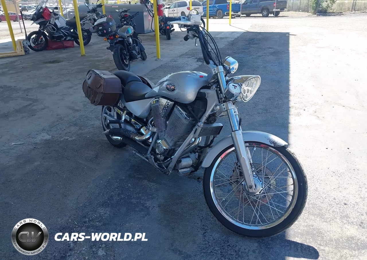 2003 Victory Motorcycles Vegas California – zdjęcie 1 z 13