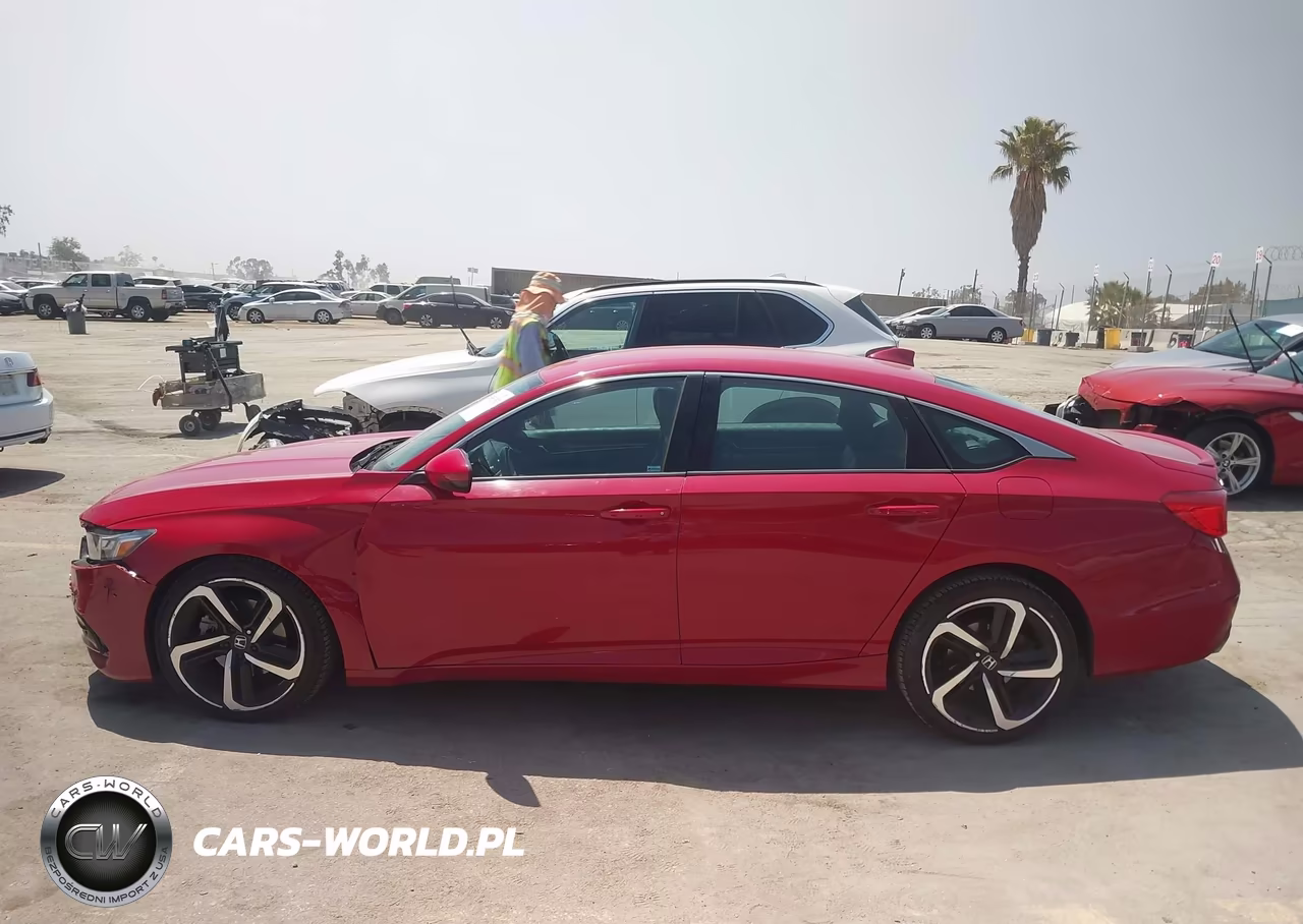 2018 Honda Accord Sport VIN:1HGCV1F35JA083444 - 14