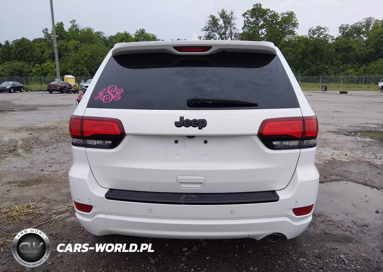 2018 Jeep Grand Cherokee Altitude 4X2 VIN:1C4RJEAG9JC430350 - 16