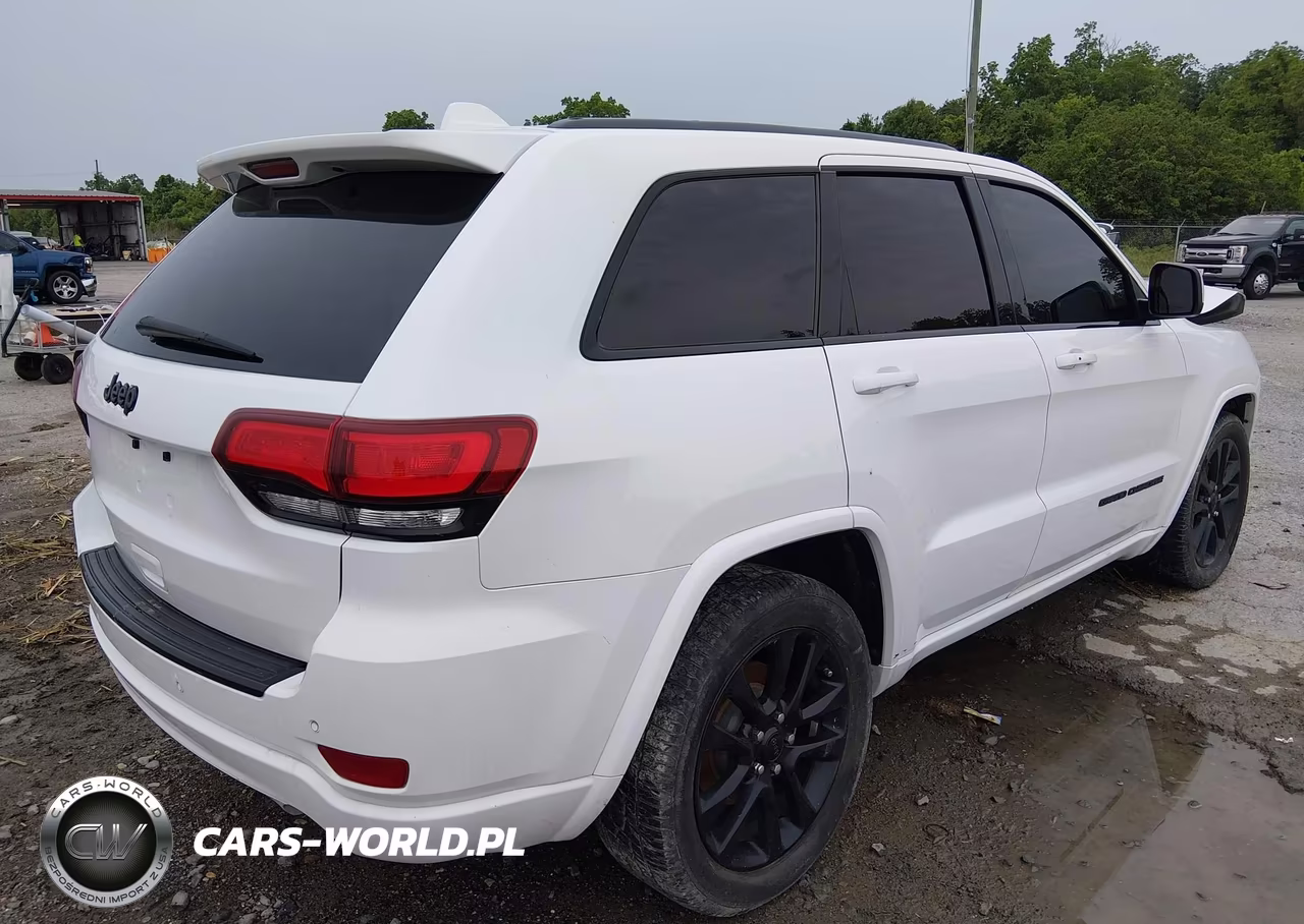 2018 Jeep Grand Cherokee Altitude 4X2 VIN:1C4RJEAG9JC430350 - 4