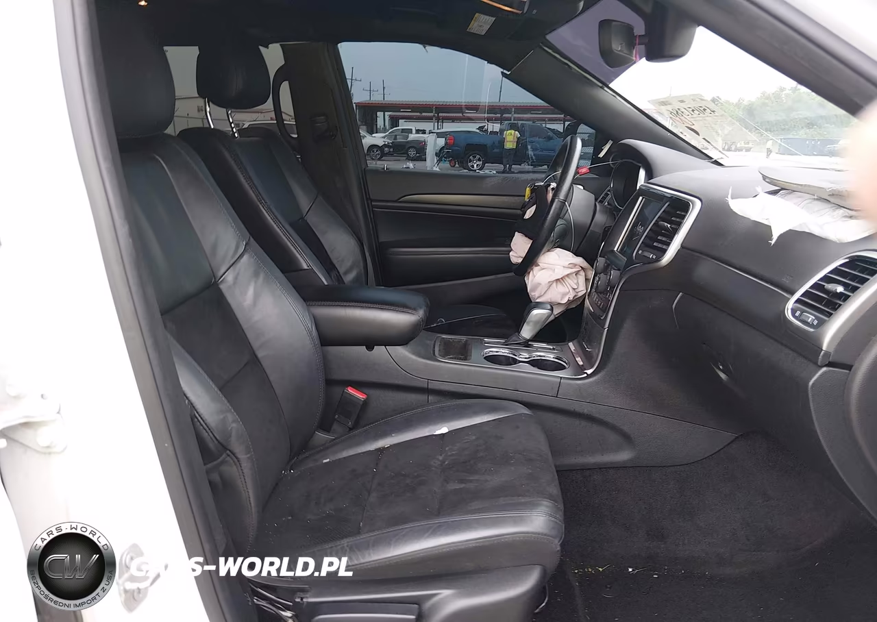 2018 Jeep Grand Cherokee Altitude 4X2 VIN:1C4RJEAG9JC430350 - 5