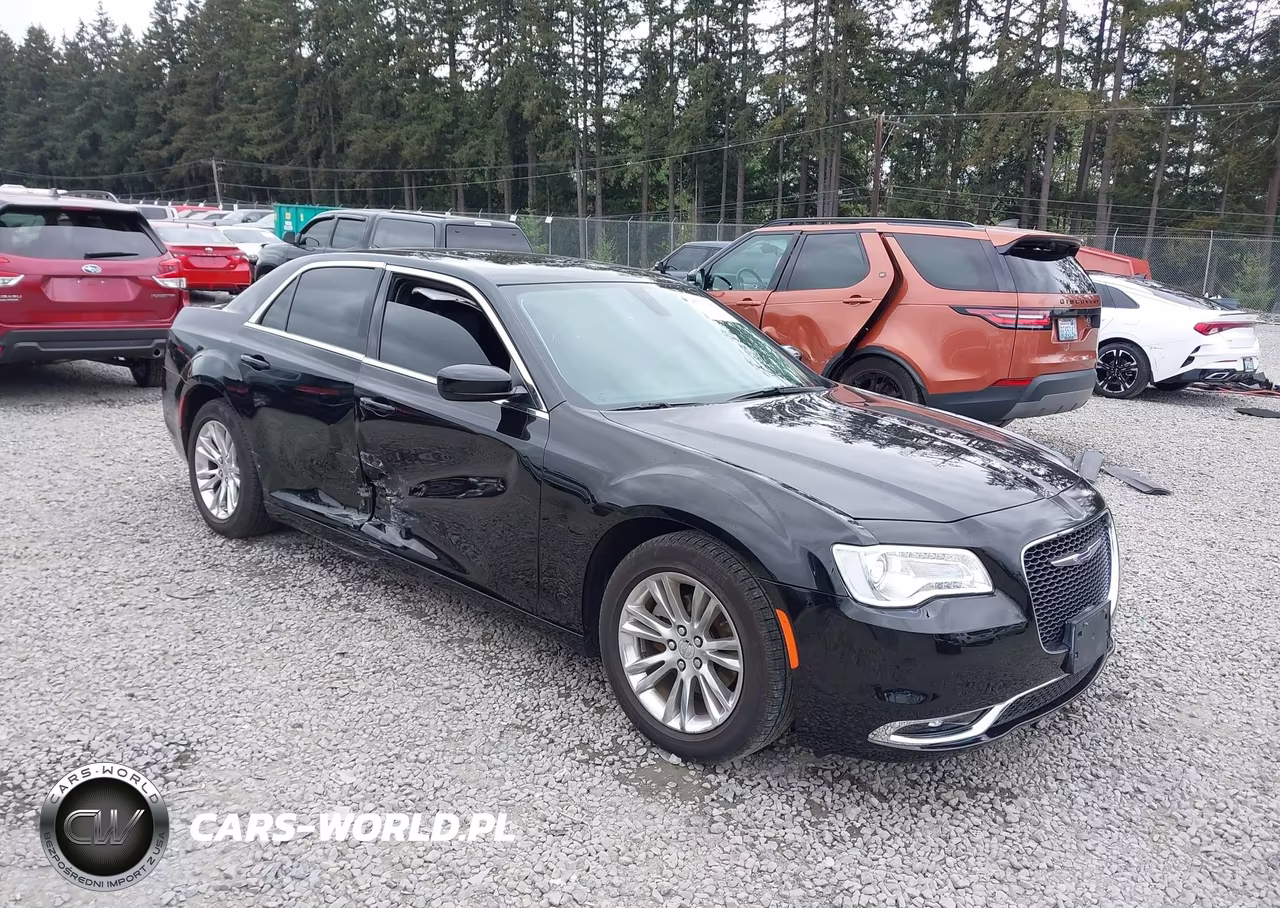 2015 Chrysler 300 Touring – zdjęcie 1 z 18