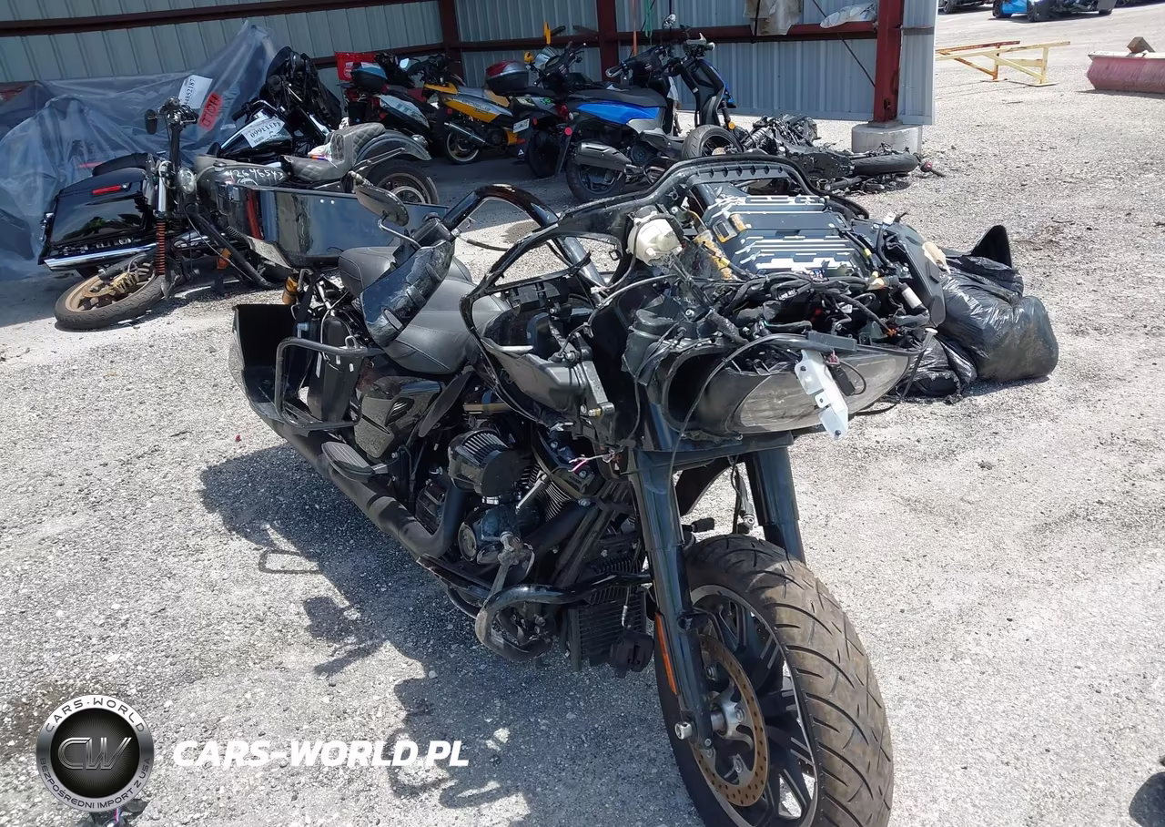 2022 Harley-Davidson Fltrxst