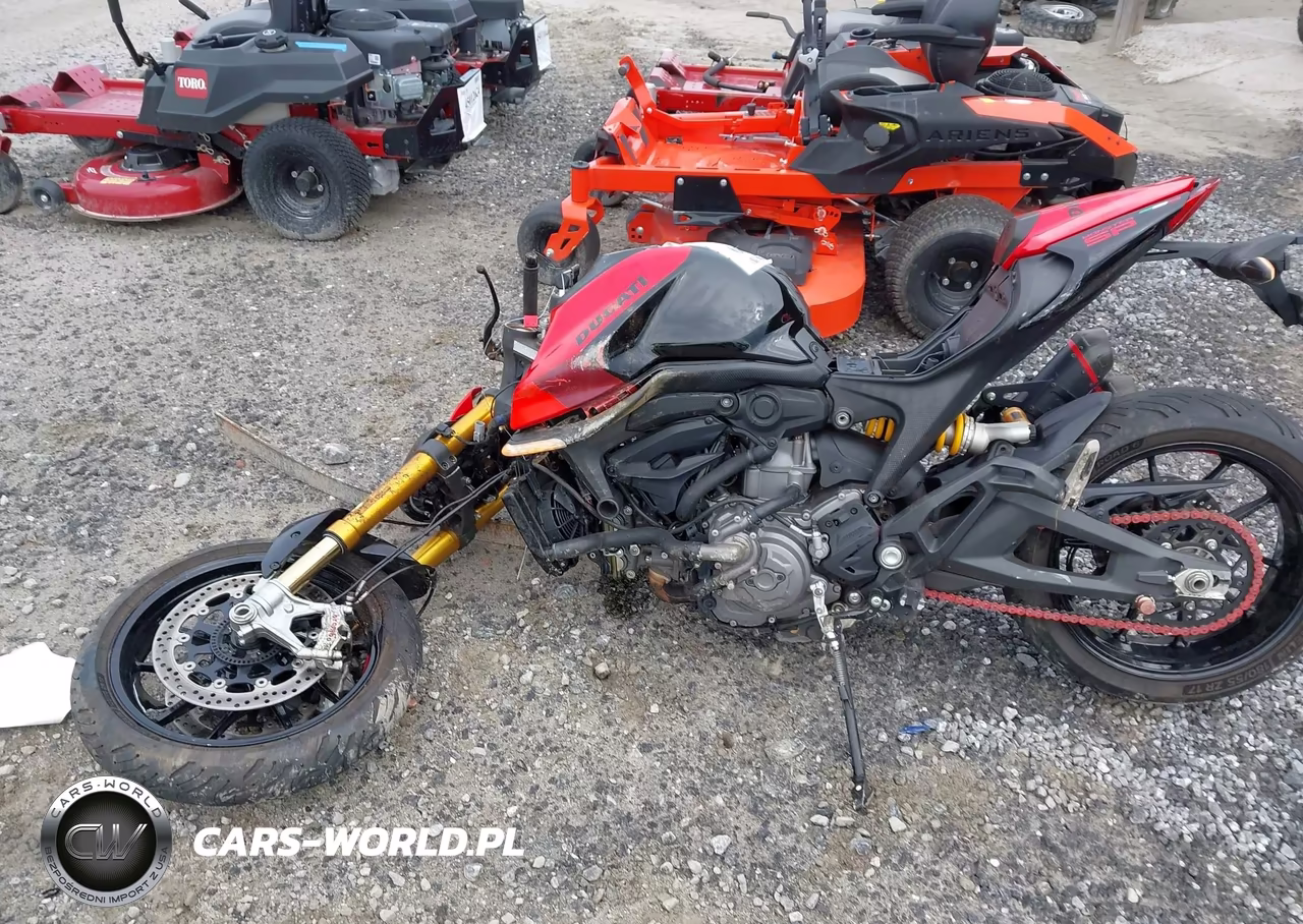 2023 Ducati Monster VIN:ZDMMAMDT9PB007770 - 2