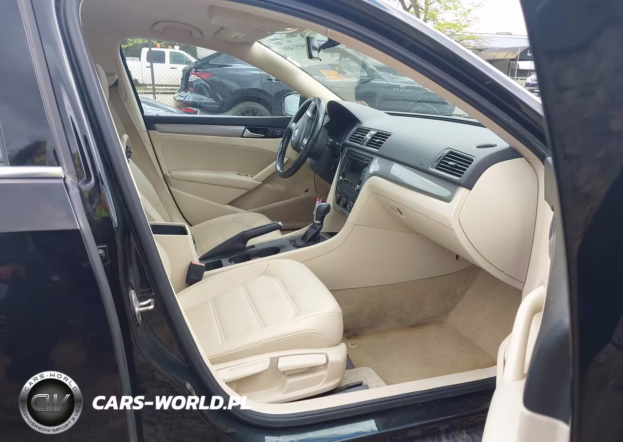 2015 Volkswagen Passat 1.8T Limited Edition VIN:1VWAT7A31FC094634 - 5