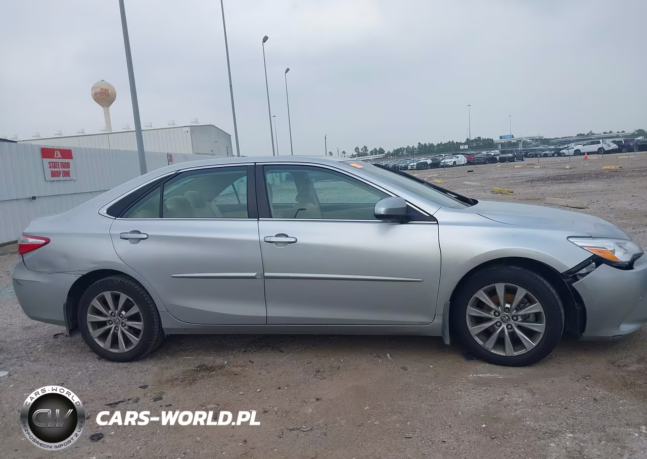 2015 Toyota Camry Xle VIN:4T1BF1FK8FU892923 - 13
