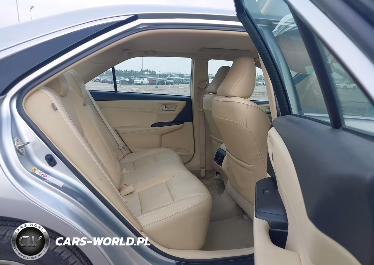 2015 Toyota Camry Xle VIN:4T1BF1FK8FU892923 - 8