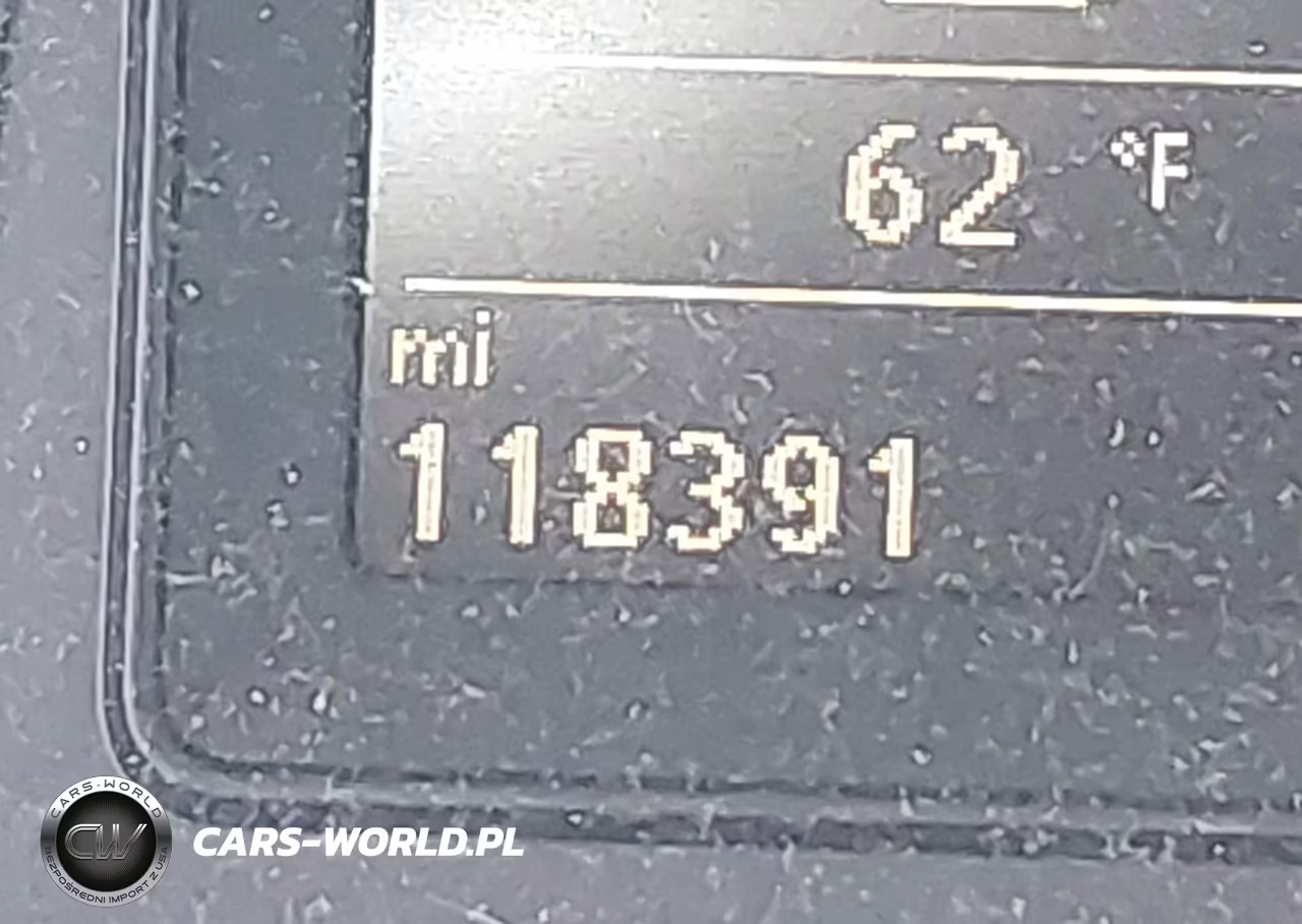 2015 Volkswagen Tiguan S VIN:WVGBV7AX3FW574480 - 16