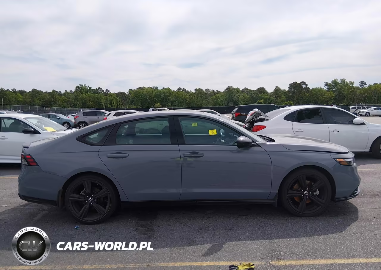 2023 Honda Accord Hybrid Sport-L VIN:1HGCY2F74PA010526 - 13