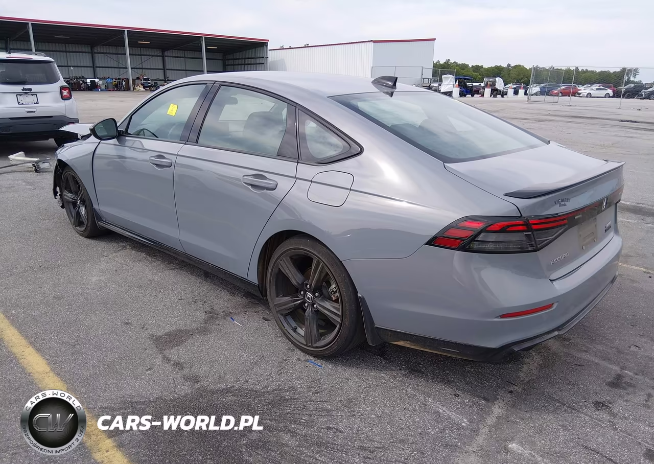 2023 Honda Accord Hybrid Sport-L VIN:1HGCY2F74PA010526 - 3