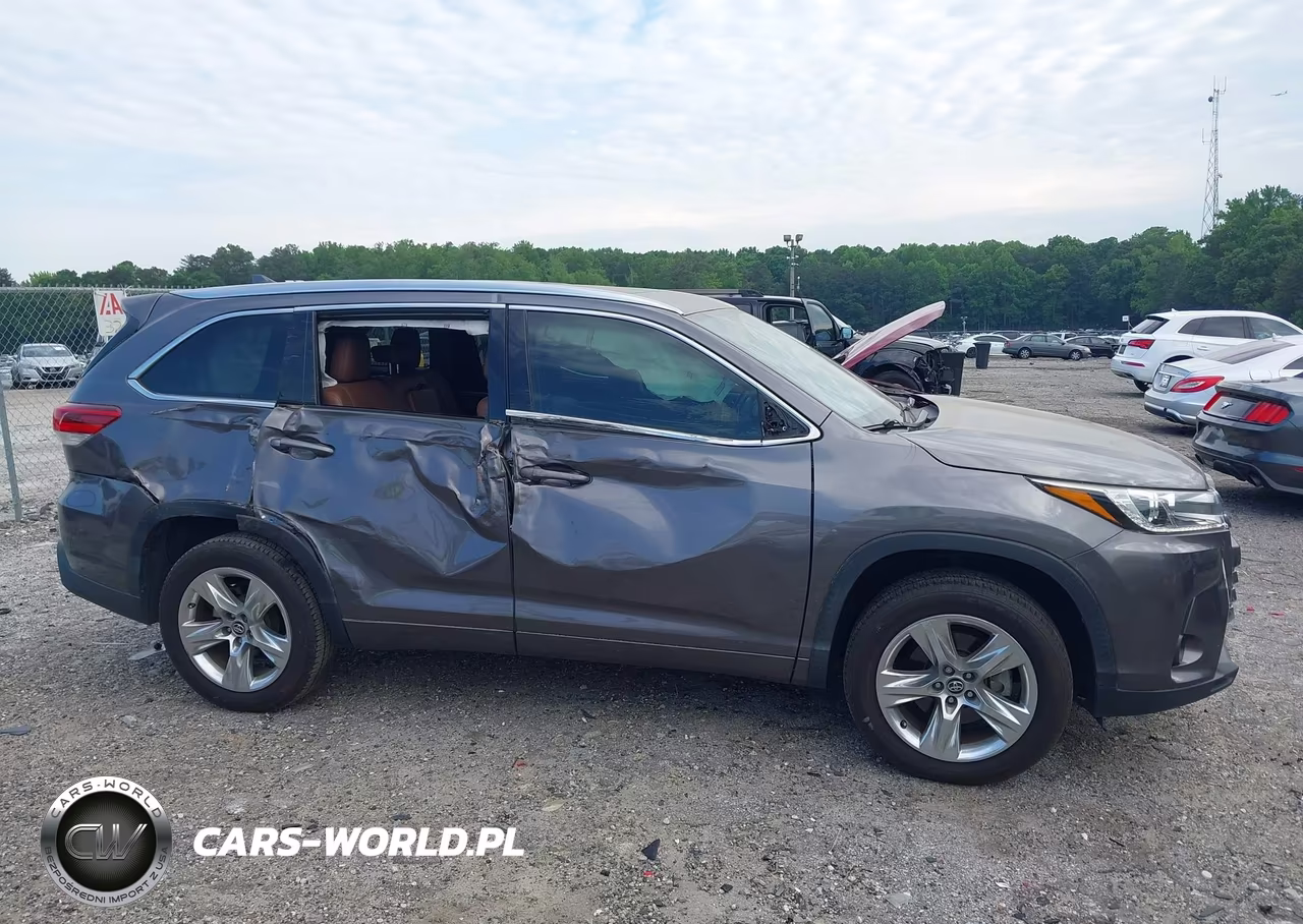 2017 Toyota Highlander Limited VIN:5TDYZRFH5HS225730 - 13