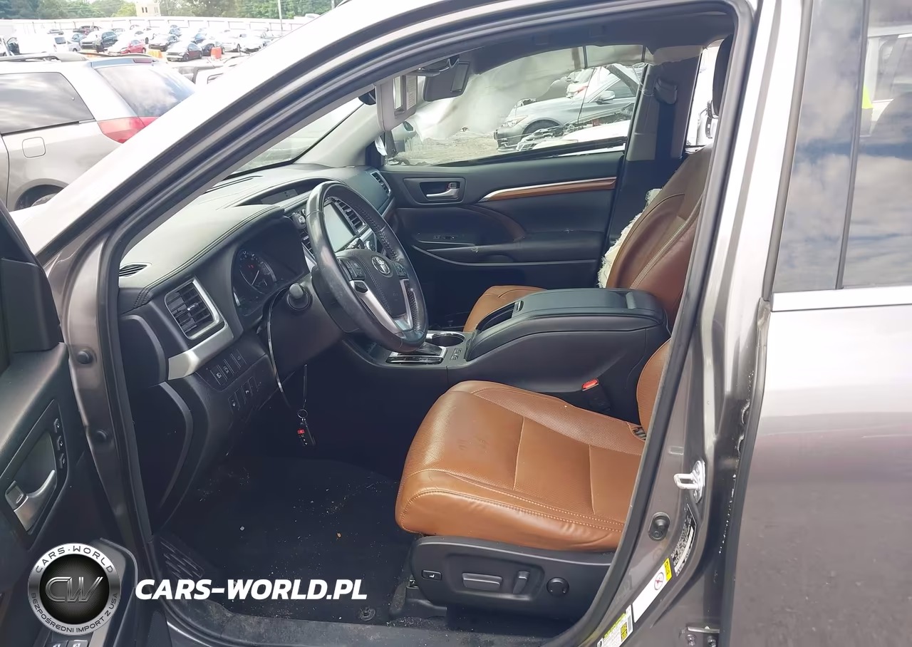 2017 Toyota Highlander Limited VIN:5TDYZRFH5HS225730 - 5