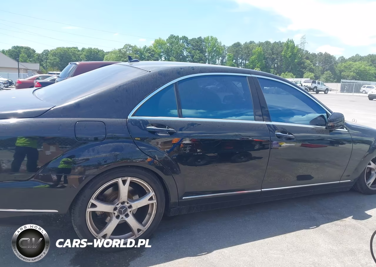 2013 Mercedes-Benz S 550 VIN:WDDNG7DB2DA508823 - 13