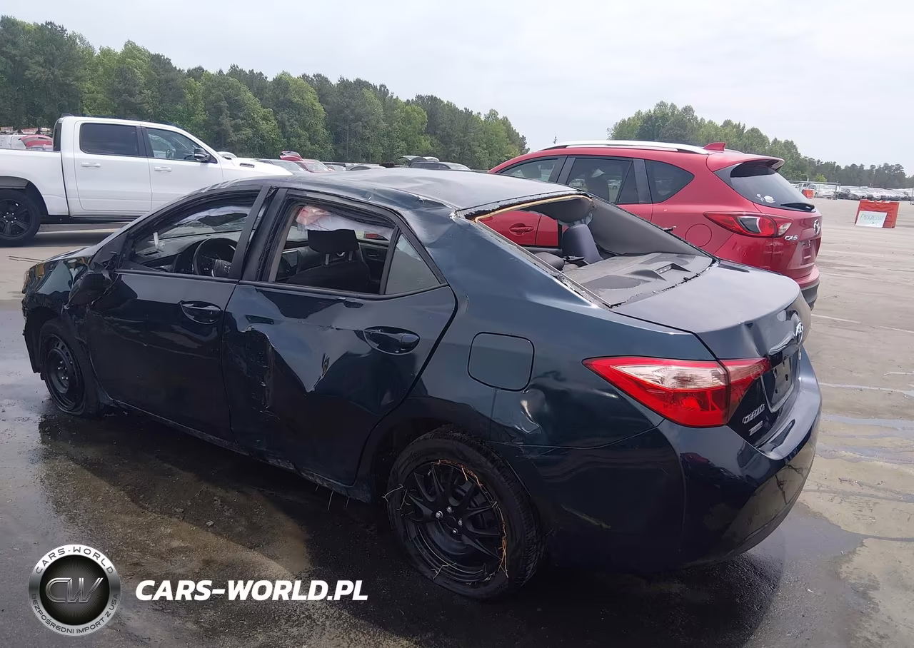 2019 Toyota Corolla Le VIN:5YFBURHE5KP913833 - 3