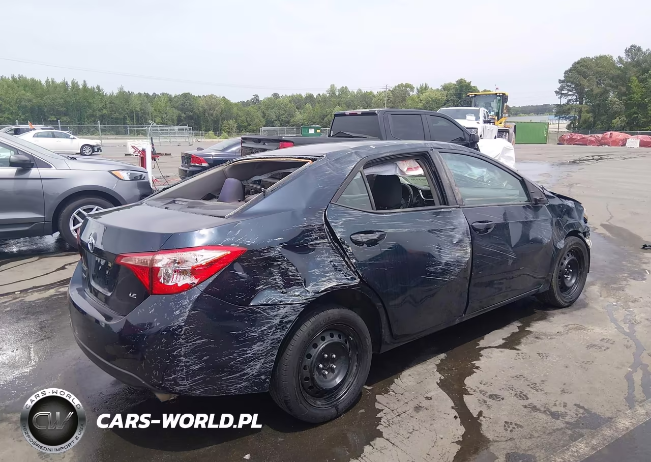 2019 Toyota Corolla Le VIN:5YFBURHE5KP913833 - 4