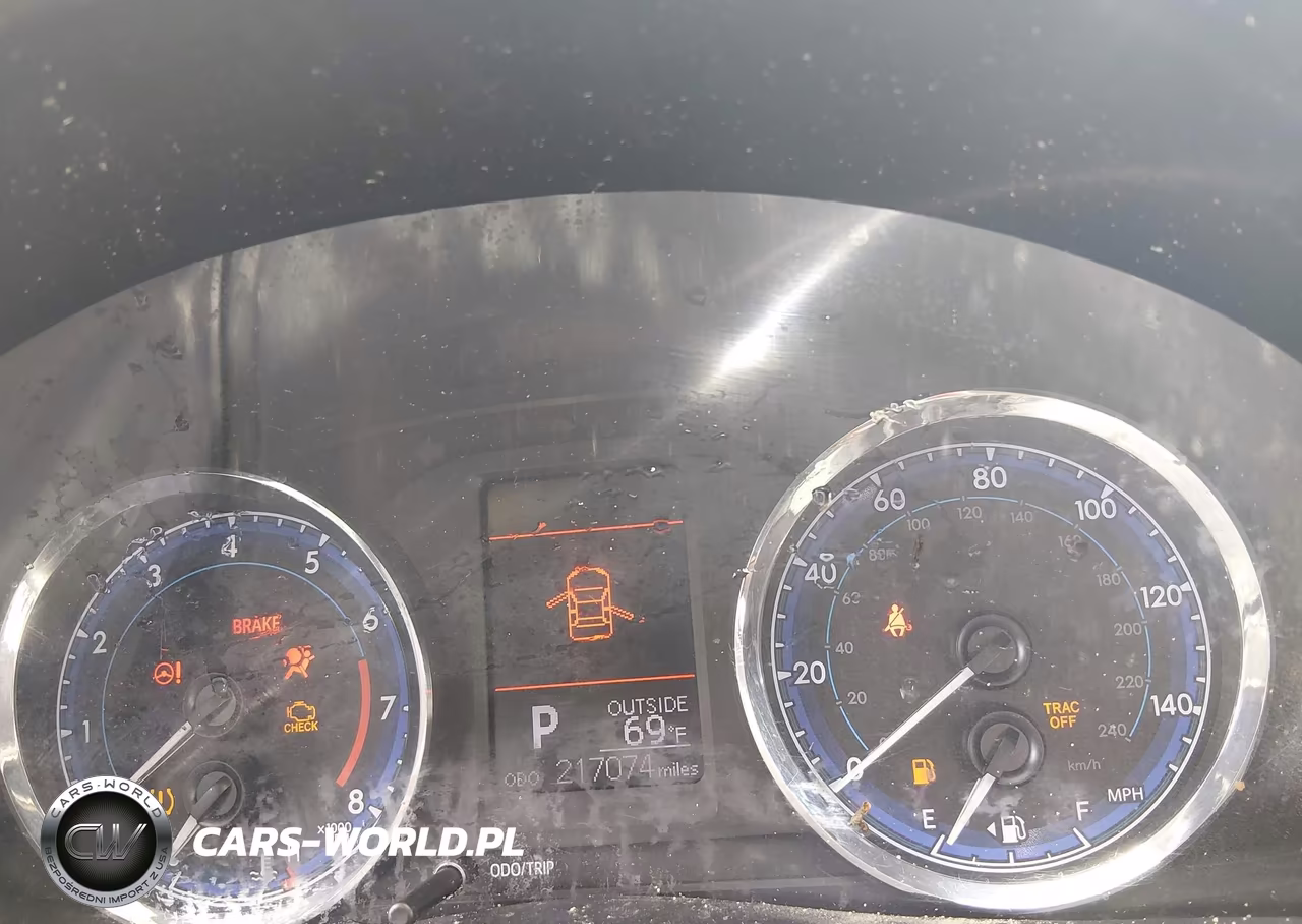 2019 Toyota Corolla Le VIN:5YFBURHE5KP913833 - 7