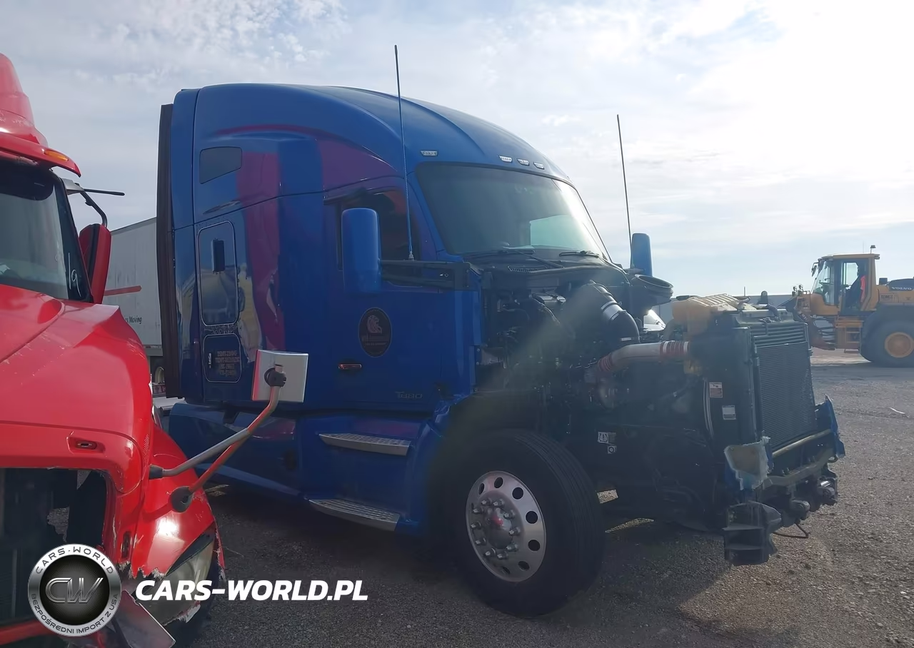 2018 Kenworth T680 VIN:1XKYDP9X3JJ199304 - 14