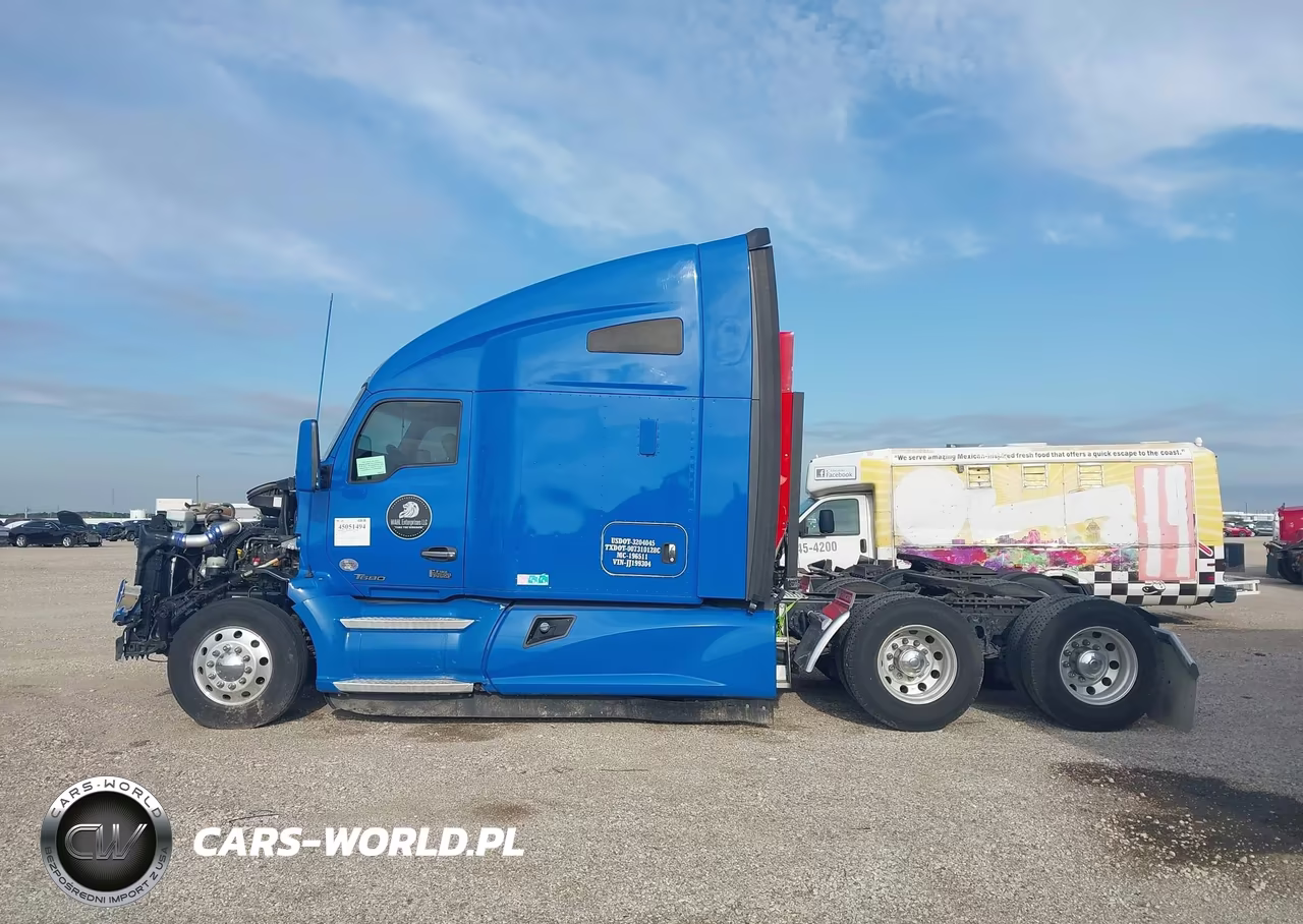 2018 Kenworth T680 VIN:1XKYDP9X3JJ199304 - 15