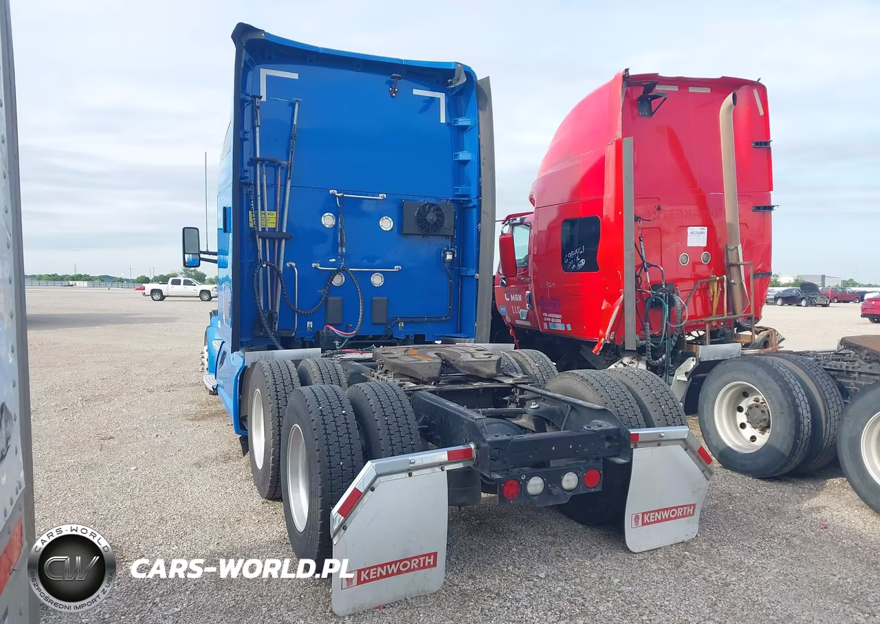 2018 Kenworth T680 VIN:1XKYDP9X3JJ199304 - 3