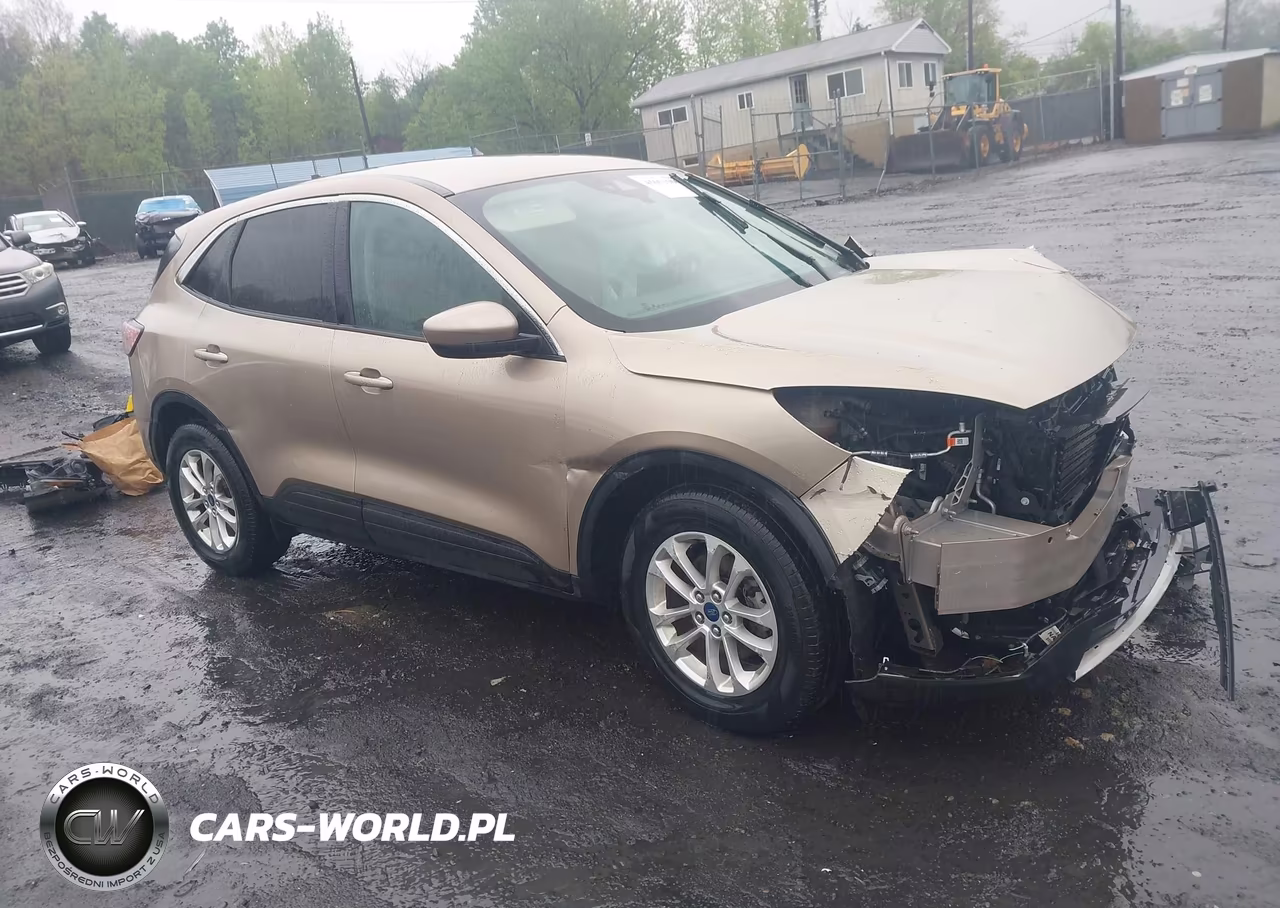 2020 Ford Escape Se