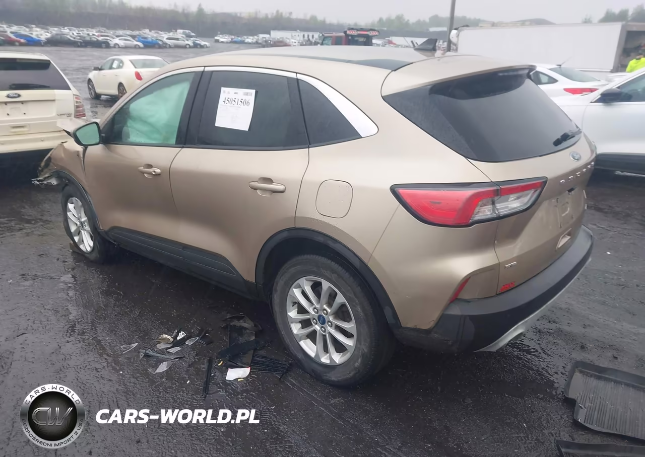 2020 Ford Escape Se VIN:1FMCU9G67LUA65758 - 3