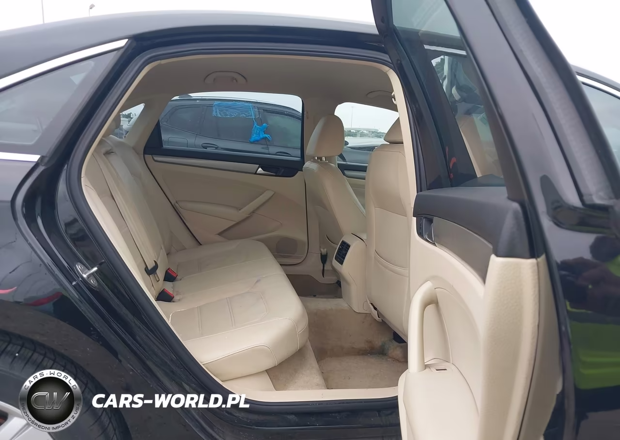 2015 Volkswagen Passat 1.8T Se VIN:1VWBT7A32FC045026 - 8