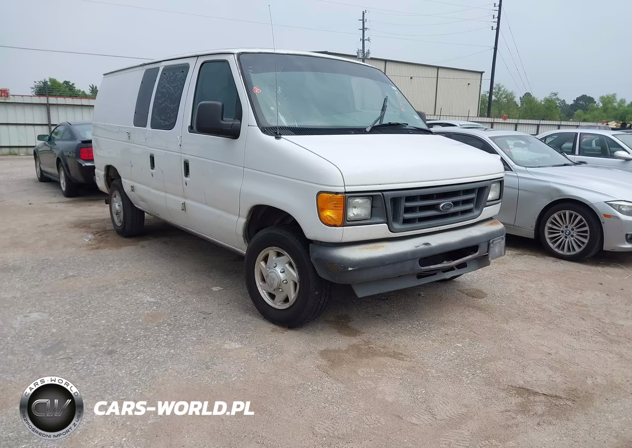 2004 Ford E-250 Commercial-Recreational – zdjęcie 1 z 13