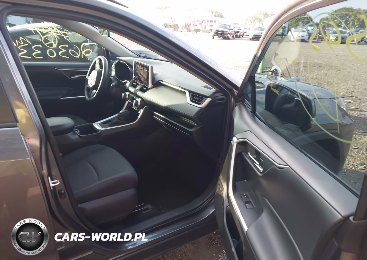2024 Toyota Rav4 Xle VIN:2T3W1RFV0RC263033 - 5