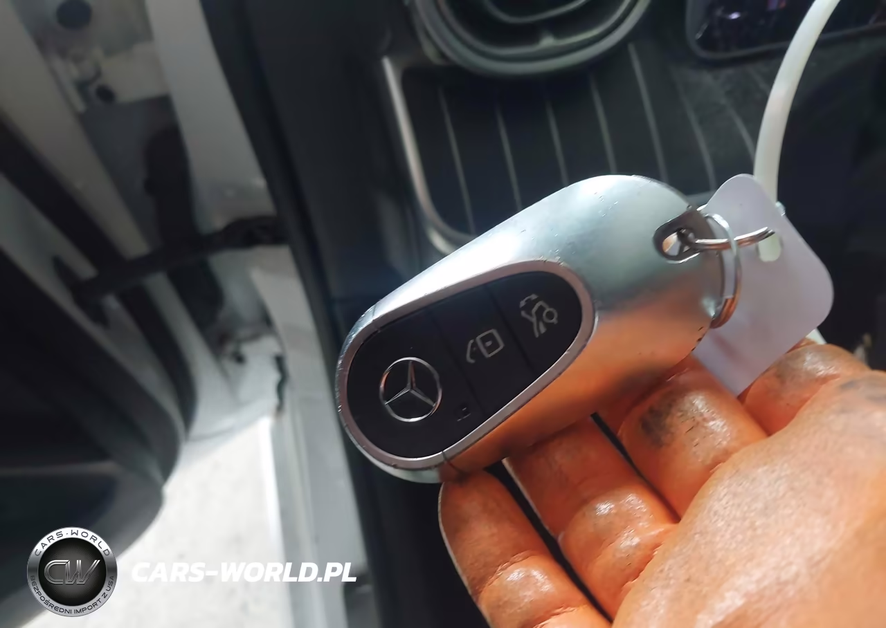 2022 Mercedes-Benz C 300 4Matic VIN:W1KAF4HB3NR050884 - 11