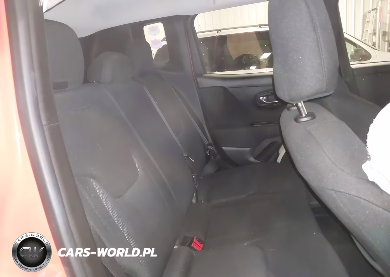 2016 Jeep Renegade Latitude VIN:ZACCJBBT9GPC57370 - 8