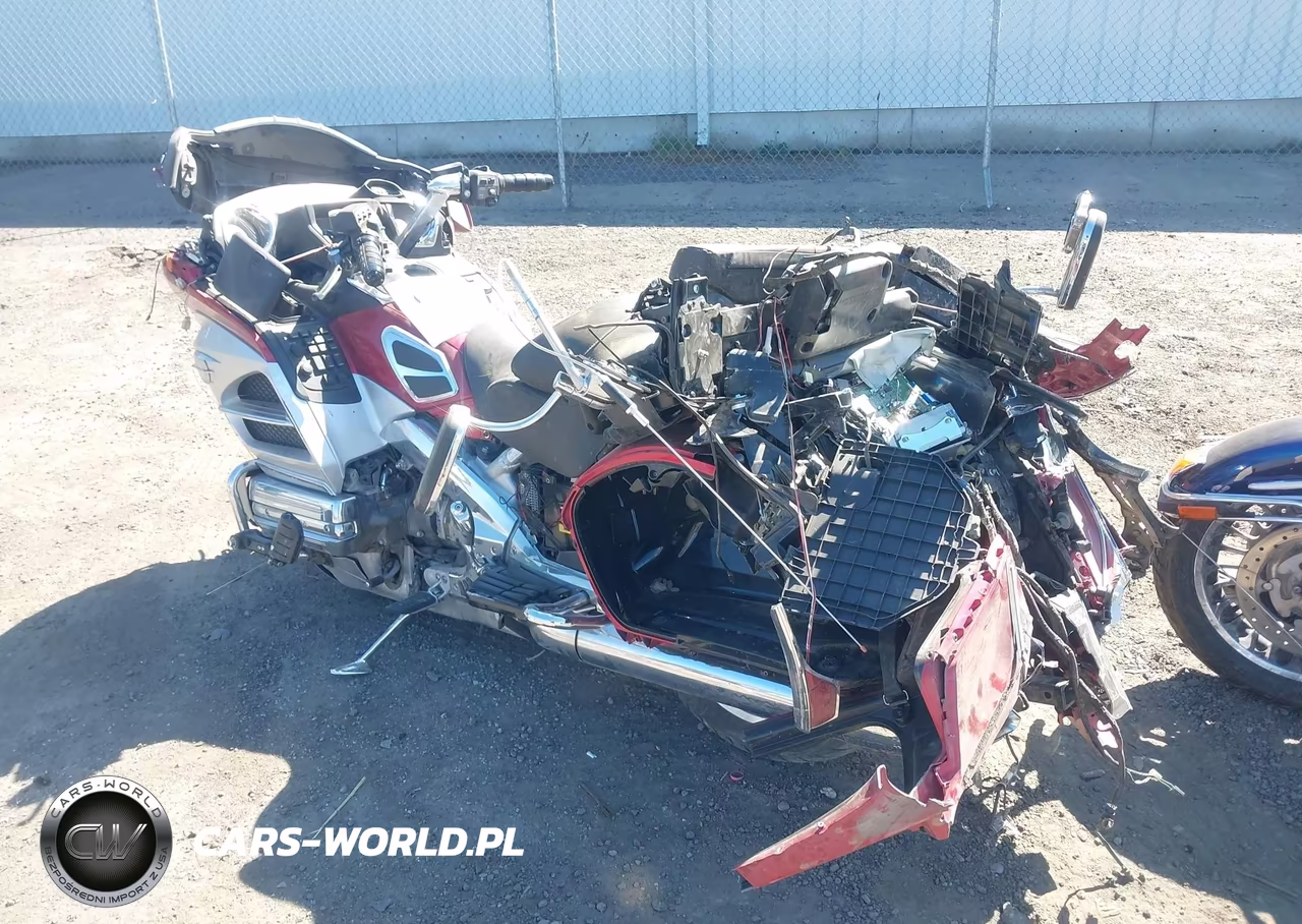 2012 Honda Gl1800 VIN:JH2SC68LXCK000301 - 3