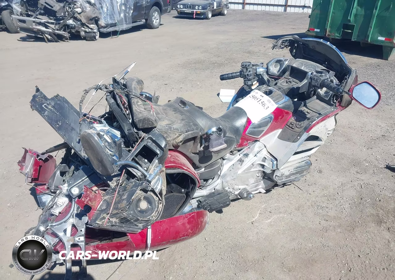2012 Honda Gl1800 VIN:JH2SC68LXCK000301 - 4