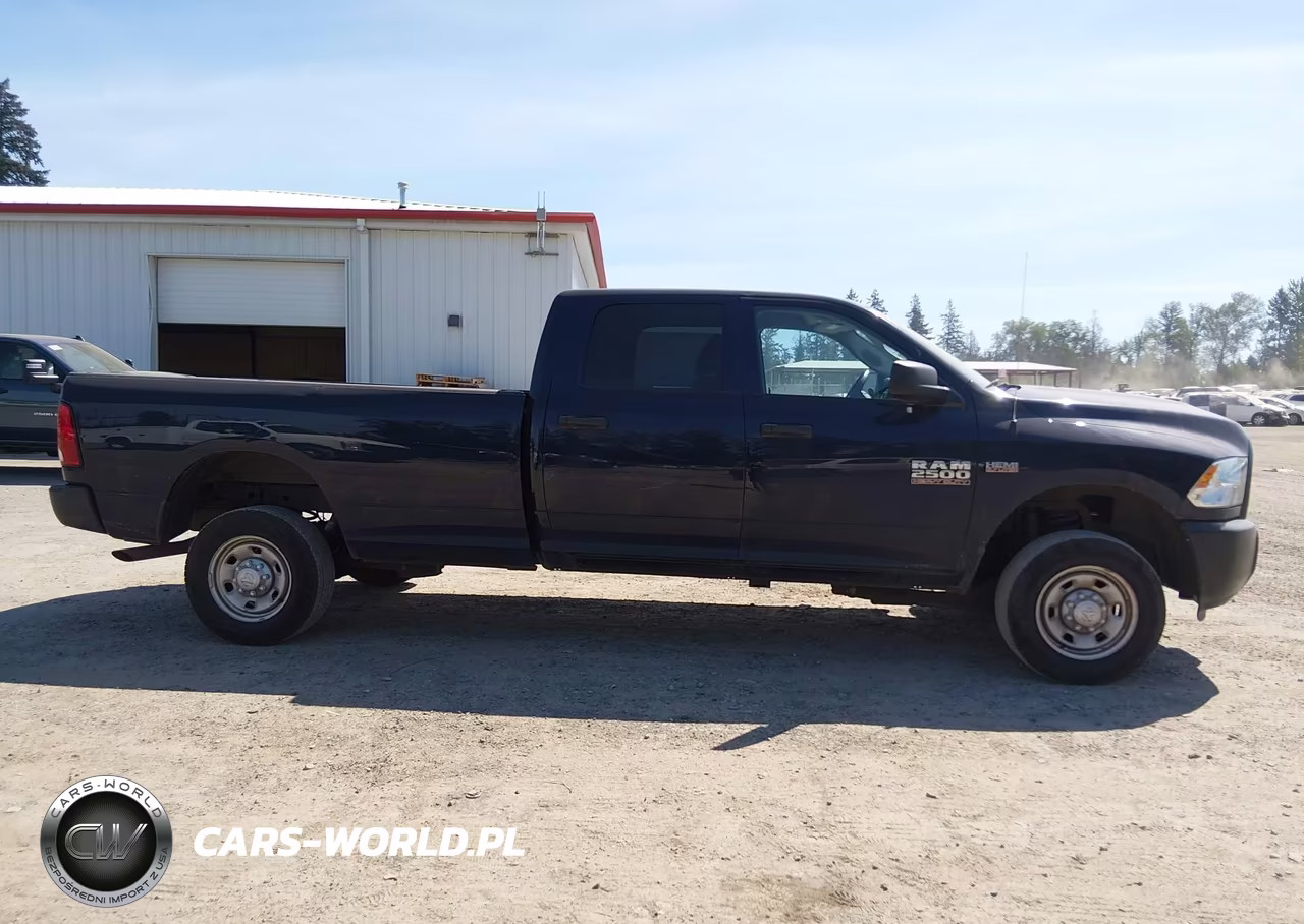 2018 Ram 2500 Tradesman 4X4 8' Box VIN:3C6TR5HT6JG375216 - 13