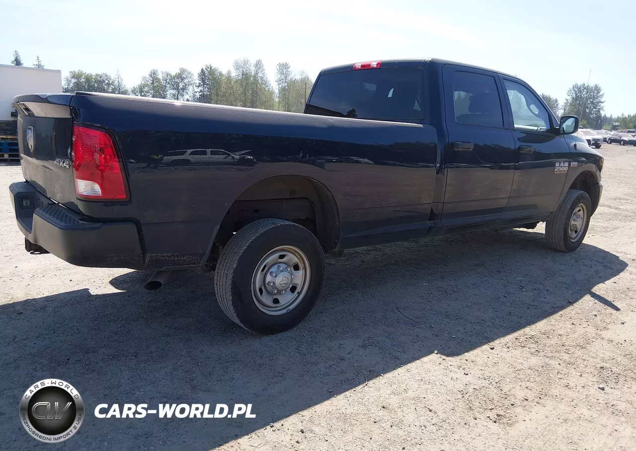 2018 Ram 2500 Tradesman 4X4 8' Box VIN:3C6TR5HT6JG375216 - 4