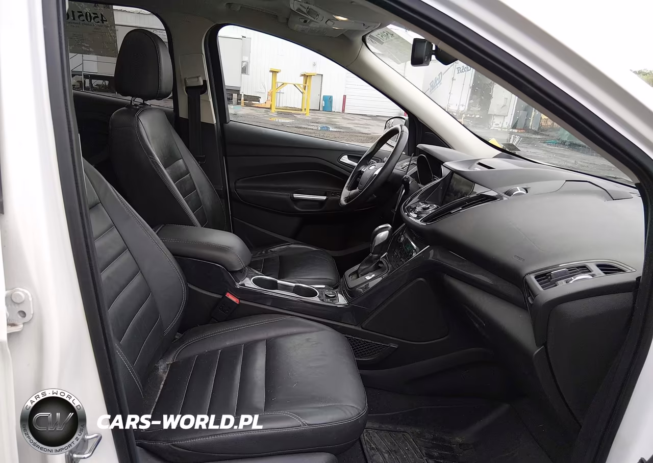 2015 Ford Escape Titanium VIN:1FMCU9J93FUA36040 - 5