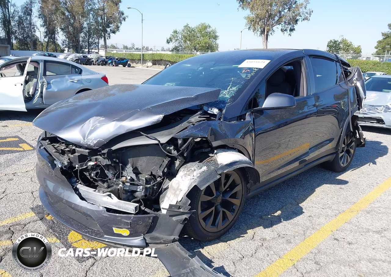 2022 Tesla Model X Dual Motor All-Wheel Drive VIN:7SAXCBE56NF334115 - 2