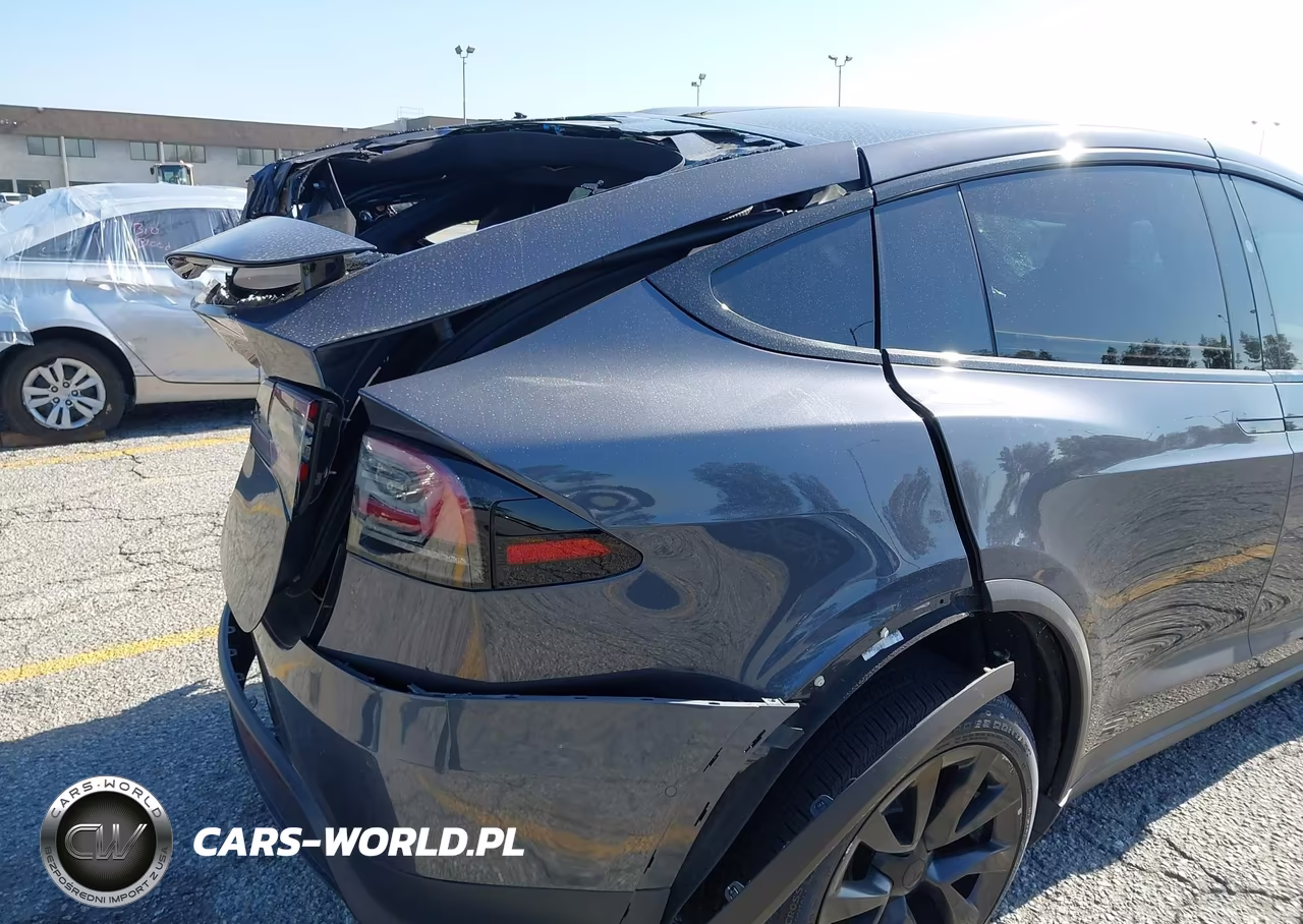 2022 Tesla Model X Dual Motor All-Wheel Drive VIN:7SAXCBE56NF334115 - 22
