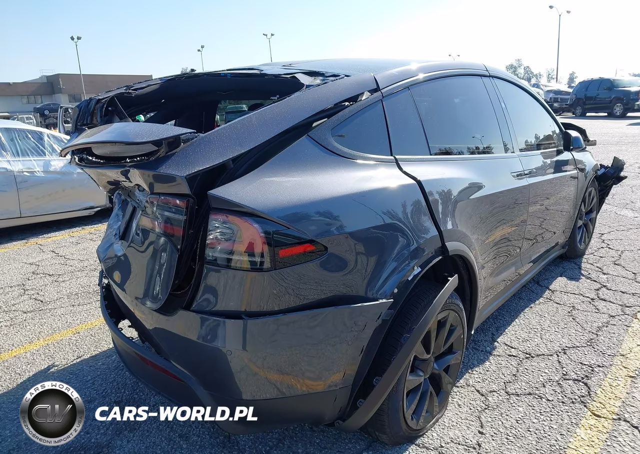 2022 Tesla Model X Dual Motor All-Wheel Drive VIN:7SAXCBE56NF334115 - 4