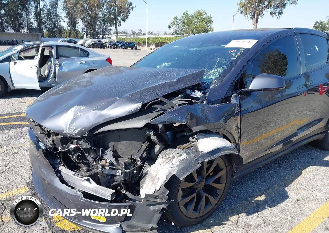 2022 Tesla Model X Dual Motor All-Wheel Drive VIN:7SAXCBE56NF334115 - 6