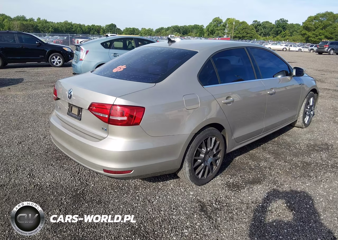 2015 Volkswagen Jetta 2.0L Tdi Sel VIN:3VWLA7AJ8FM342275 - 4