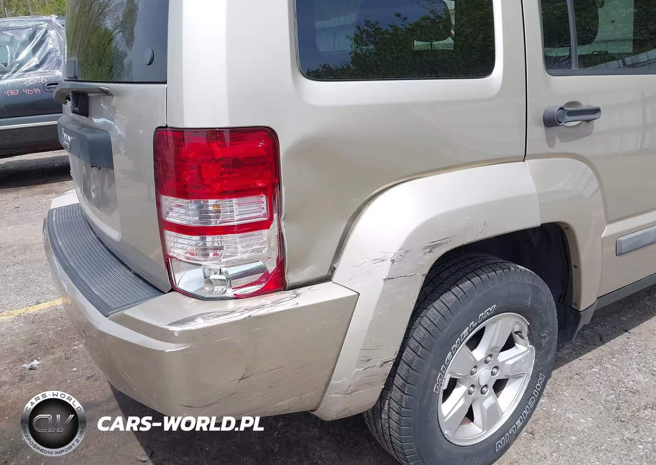 2010 Jeep Liberty Sport VIN:1J4PN2GK3AW149711 - 6