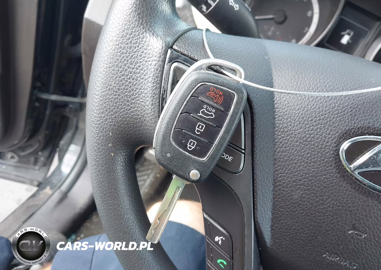 2018 Hyundai Santa Fe Sport 2.4L VIN:5XYZT3LB4JG564310 - 11