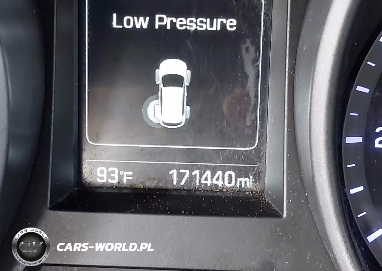 2018 Hyundai Santa Fe Sport 2.4L VIN:5XYZT3LB4JG564310 - 15