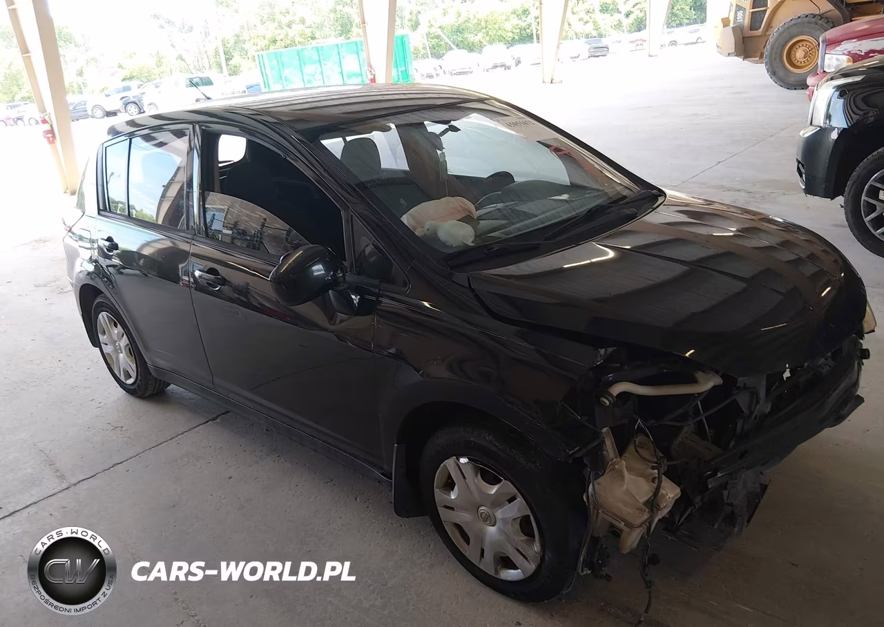 2011 Nissan Versa 1.8S