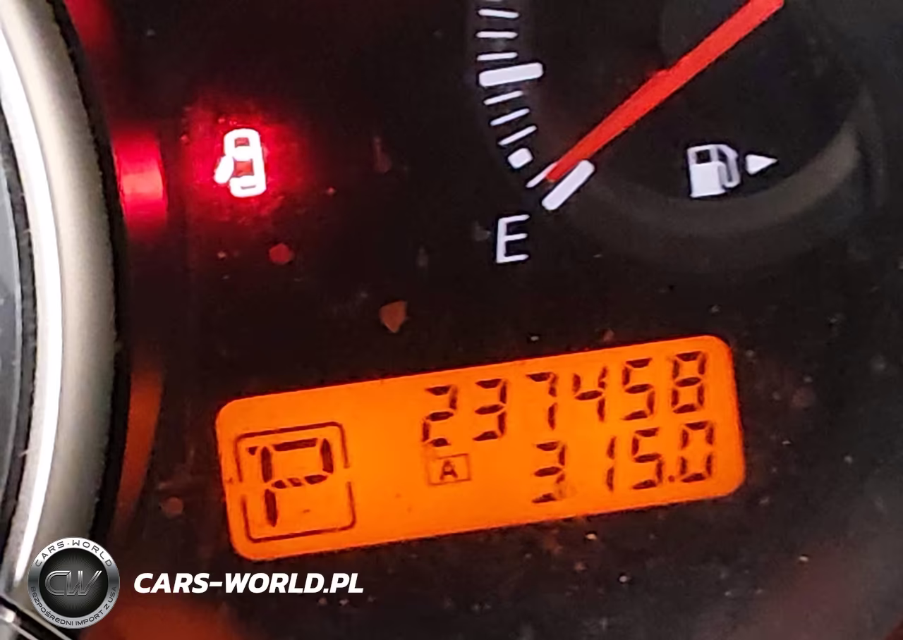 2011 Nissan Versa 1.8S VIN:3N1BC1CP5BL491706 - 16