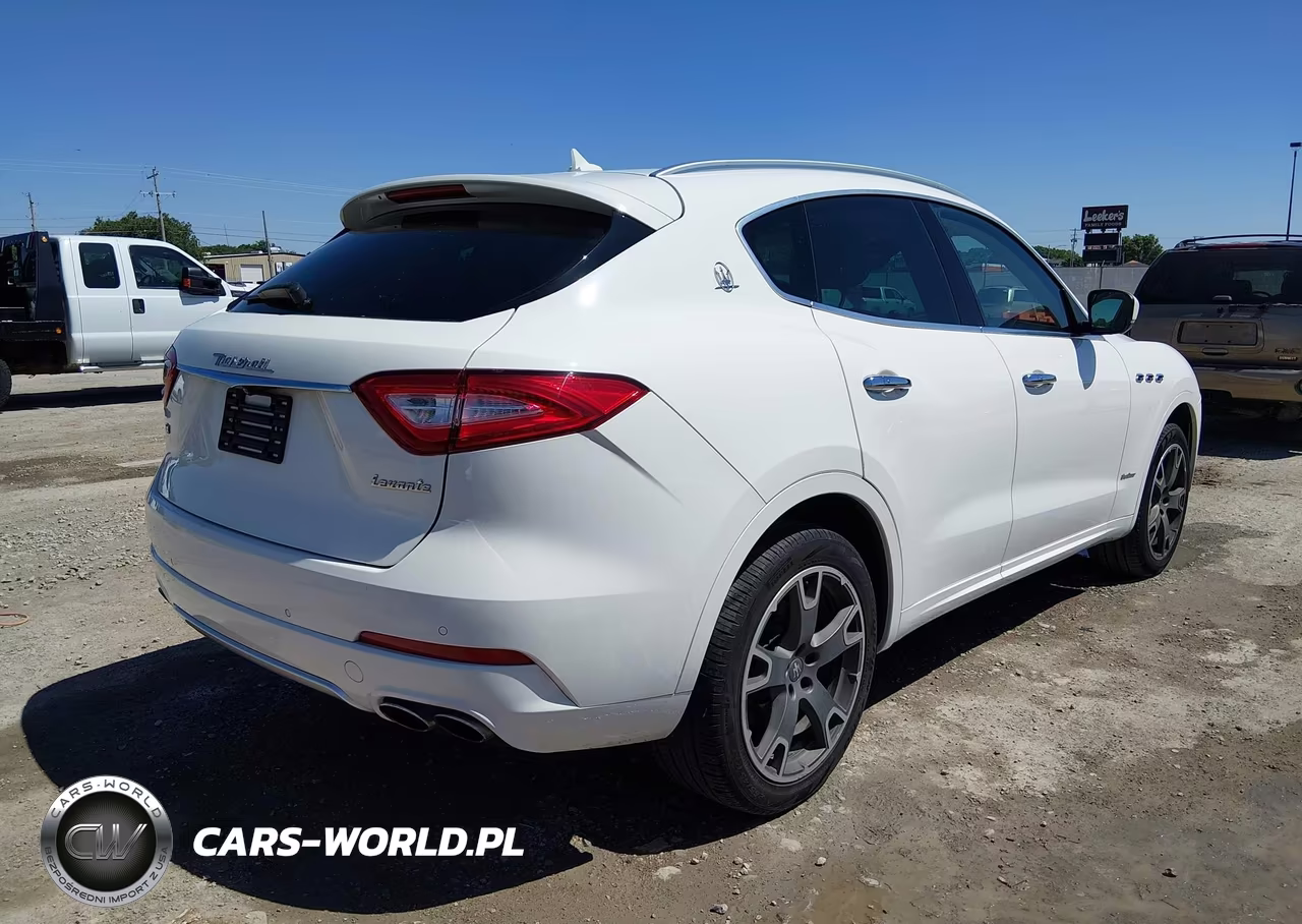 2019 Maserati Levante Granlusso VIN:ZN661XULXKX320536 - 4