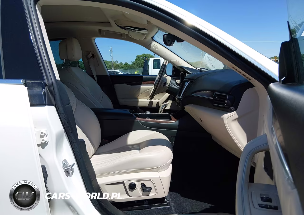 2019 Maserati Levante Granlusso VIN:ZN661XULXKX320536 - 5