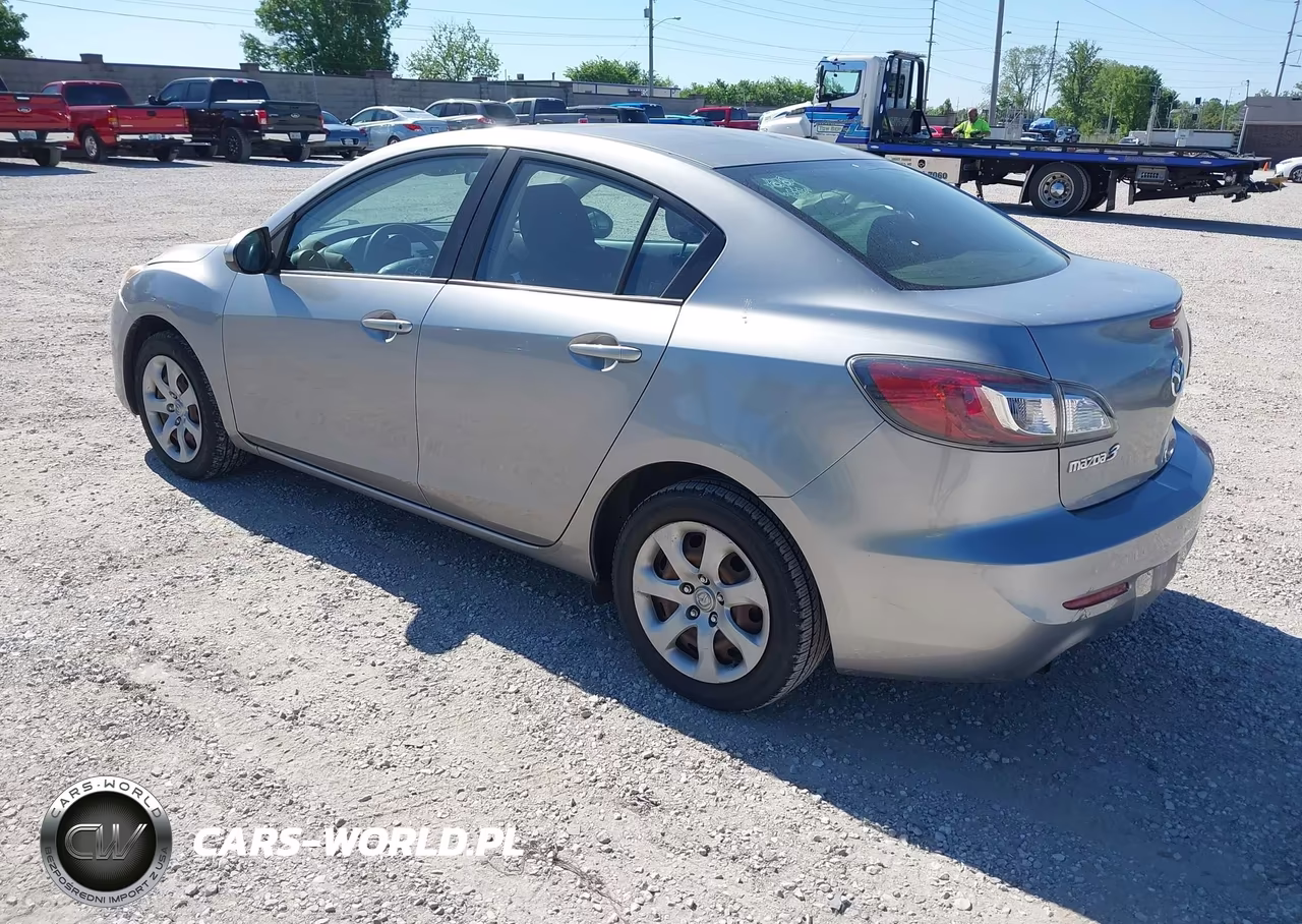 2013 Mazda Mazda3 I Sport VIN:JM1BL1U75D1815730 - 3