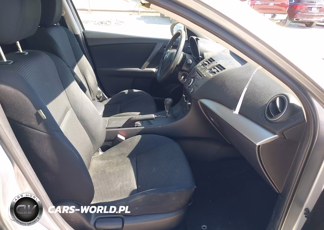 2013 Mazda Mazda3 I Sport VIN:JM1BL1U75D1815730 - 5