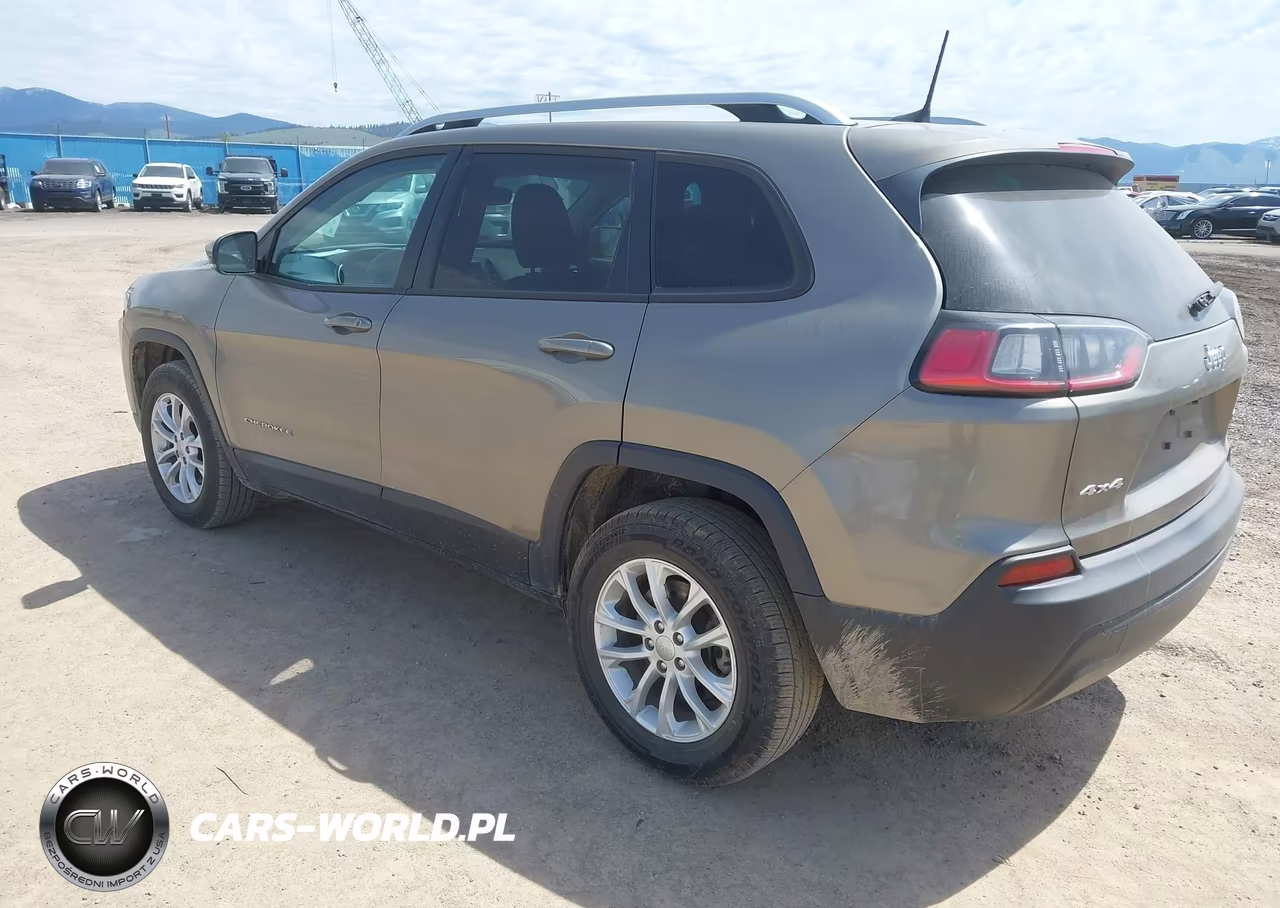 2021 Jeep Cherokee Latitude 4X4 VIN:1C4PJMCB3MD242750 - 3